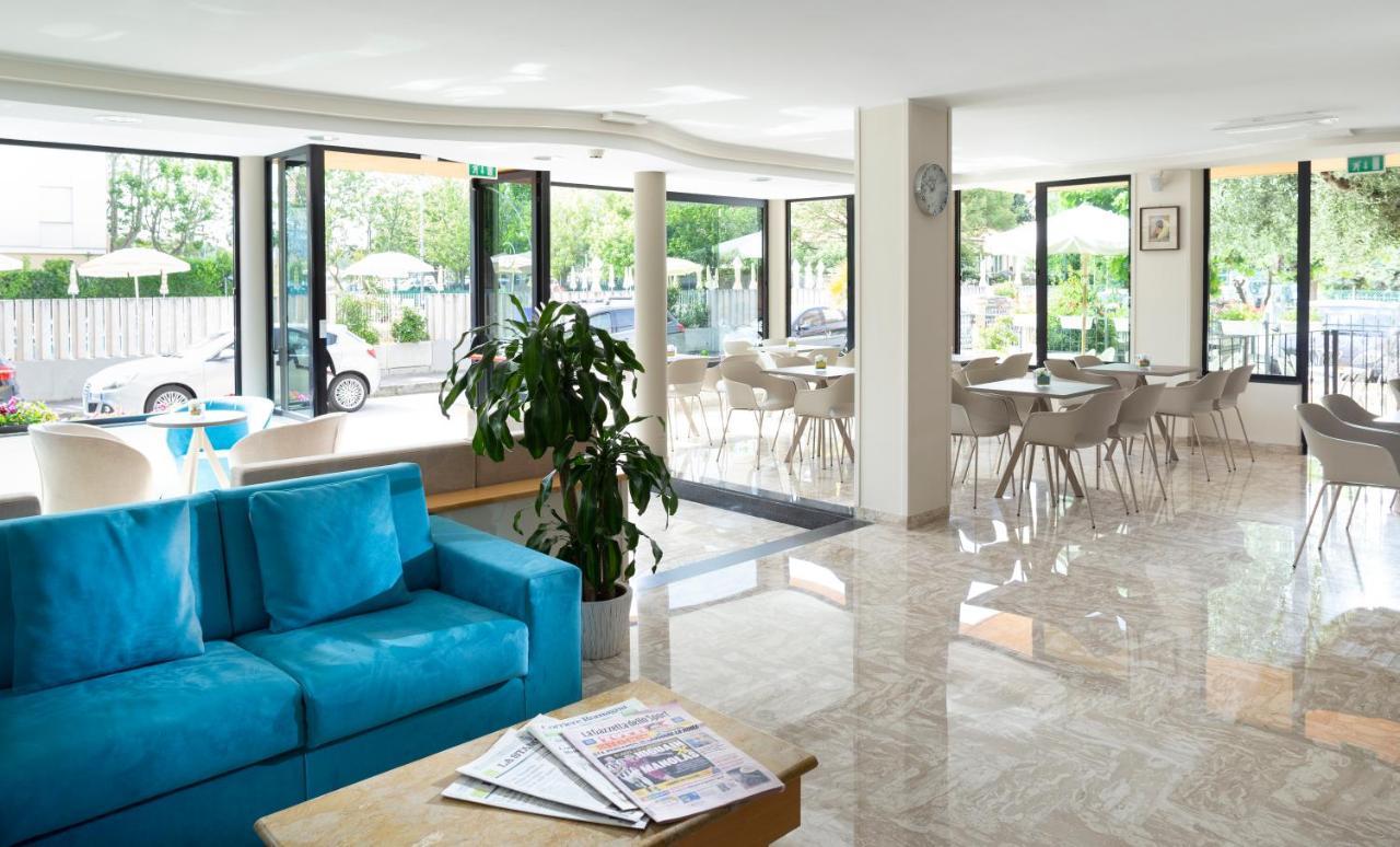 Hotel Caravel Misano Adriatico Esterno foto