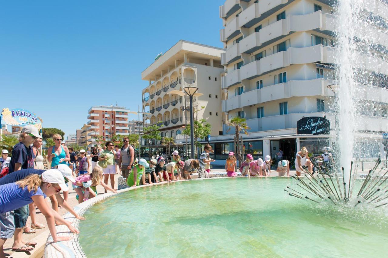 Hotel Caravel Misano Adriatico Esterno foto
